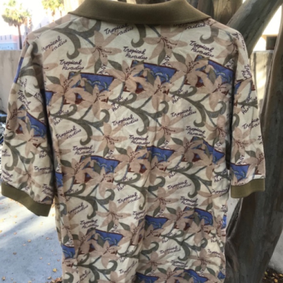 Hawaiin Inspired Polo Shirt - Picture 2 of 3